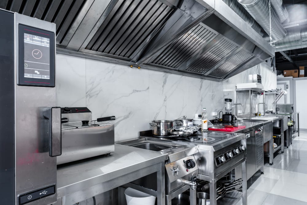 kitchen-appliances-professional-kitchen-restaurant